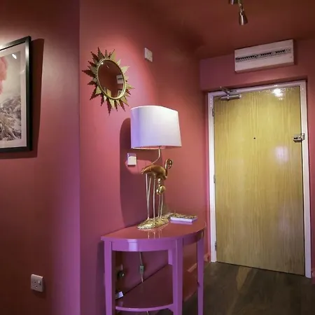 Executive 2 Bedroom Harbour Side *