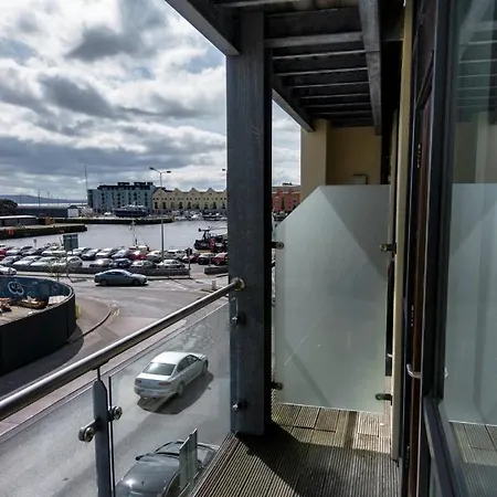 Executive 2 Bedroom Harbour Side